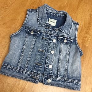 Girls Cherokee distressed denim vest size 7/8
